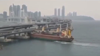 Megmagyarázhatatlan manőverek után hídnak ütközött teherhajójával egy részeg orosz kapitány