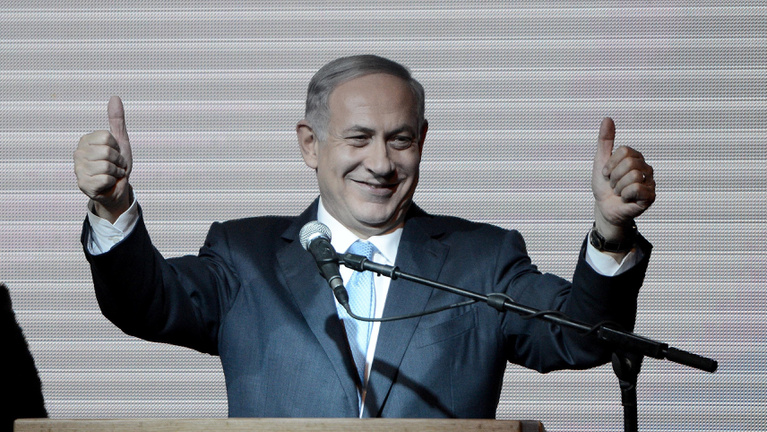A korrupciós vádemelés árnya is nyomja Netanjahut