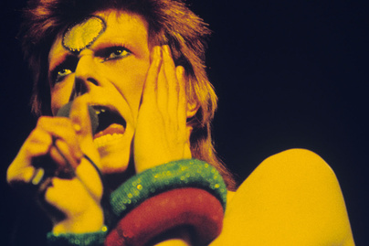 Kevesen ismerték David Bowie igazi arcát: régi felvételeken mutatják meg
