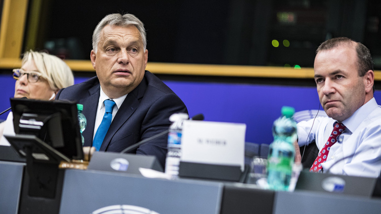 Milyen válaszokra számíthat Weber Orbántól?