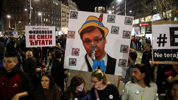 14. hete tüntetnek Belgrádban a szerb elnök lemondását követelve
