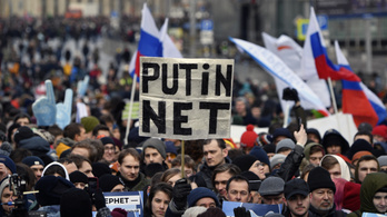 Több ezer orosz tüntetett azért, hogy Putyin ne kapcsolhassa le az internetet