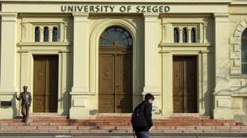Szegedi bölcsészoktatók: Baloldali kormány ellen is utcára mennénk!