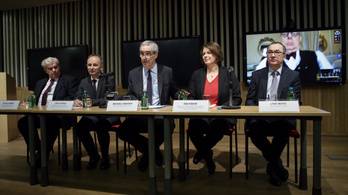 A CEU örül Manfred Weber kezdeményezésének, de garanciát vár a magyar kormánytól