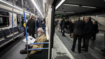 Március 9-től lezárják a 3-as metró Arany János utca és Ferenciek tere állomásait
