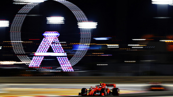 Leclerc körrekorddal a pole-ban, Ferrari első sor Bahreinben