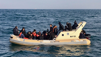 4 év alatt 730 ezer migránst mentett meg az EU a Földközi-tengeren
