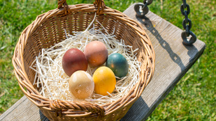Környezetbarát húsvét: kipróbáltuk a természetes tojásfestékeket!