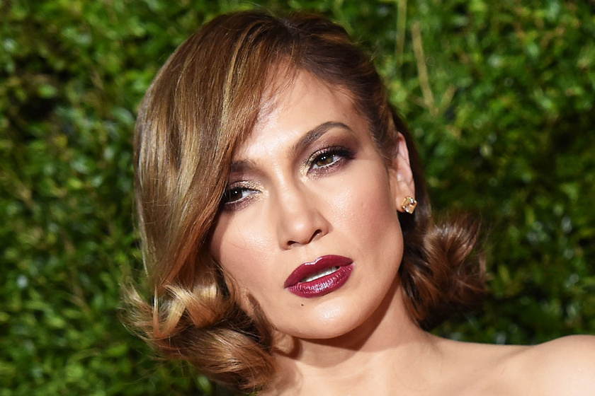 Jennifer Lopez smink nélküli fotója - Így néz ki, ha nincs rajta több réteg festék