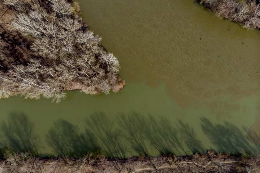 Ilyen gyönyörű a Bodrog és a Tisza találkozása: lenyűgöző légifotók hazánk álomszép vizeiről