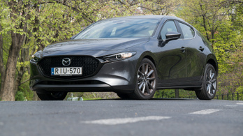Teszt: Mazda 3 G122 Plus - 2019.