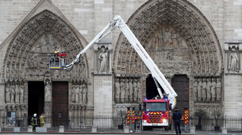 Székesfehérvár is felajánlott tízezer eurót a Notre-Dame újjáépítéséhez
