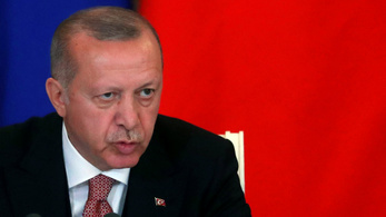 Erdoğan iszonyatosan befeszült a választási vereség miatt