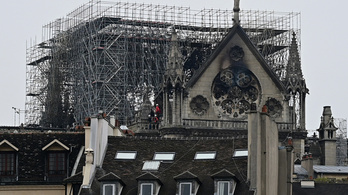 Összefogtak a Notre-Dame megmentésére a francia nagyvállalatok