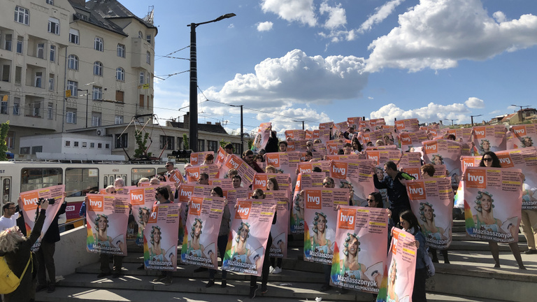 Independent Hungarian newspaper's covers forced off the streets of Hungary