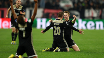 Hollandiában szinte nemzeti ünnep az Ajax BL-elődöntőbe jutása