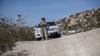 Letartóztatta az FBI egy túlbuzgó fegyveres határvadász-csoport vezetőjét
