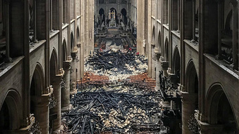 Lassan több pénz gyűlik össze a Notre-Dame-ra, mint amennyibe a felújítás kerül