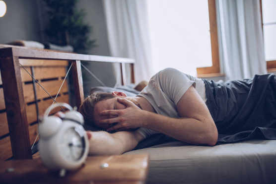 Alvásidő, horkolás, pia: itt a 3 legelterjedtebb tévhit az alvásról