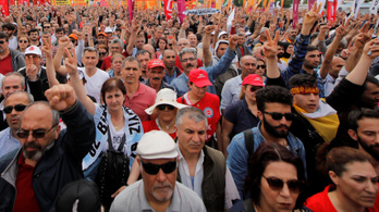 Feszült május 1. Isztambulban, 127 tüntető őrizetben