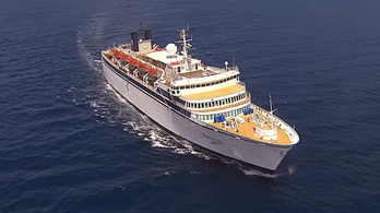 Kanyaró miatt vesztegzár alatt egy luxushajó a Karib-tengeren