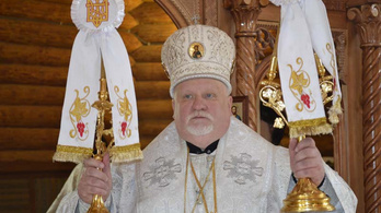 Magyarellenes ukrán püspöktől vonta vissza az állampolgárságot Áder János