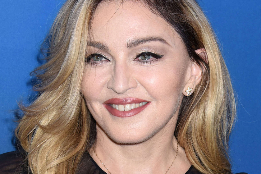 Madonna 22 éves lánya dögös bombázó - Átlátszó ruhában pózolt a vörös szőnyegen
