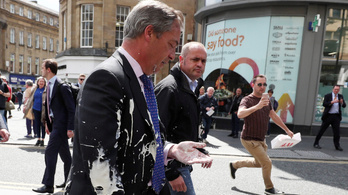 Newcastle-ben nem tiltották be a shake-et, meg is dobták a brexitpárti Farage-t