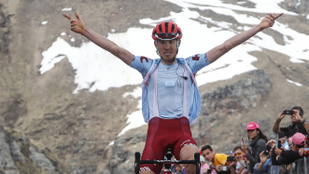 Már az első kétezres hegy csúcsra járatta az izgalmakat a Giro d'Italián