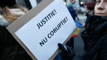 Romániában korrupcióellenes népszavazással tuningolták fel az EP-választást