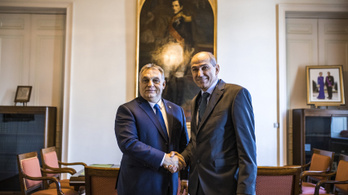 Szlovéniában Orbán favoritjai győztek
