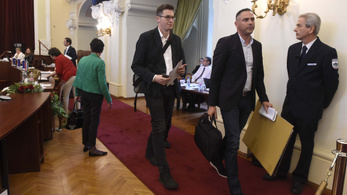 A Fidesz nem hajlandó kivizsgáltatni a patkányügyet, kivonult az ellenzék