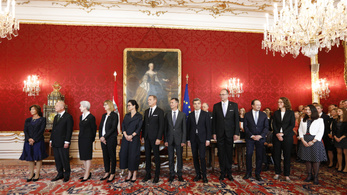 6 nő és 6 férfi van az átmeneti osztrák kormányban