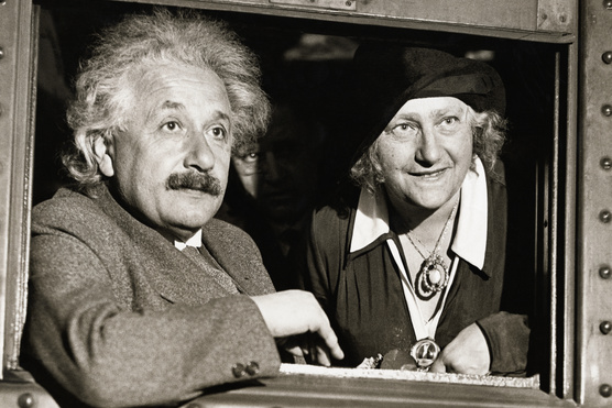 Fizikusnak zseniális, férjnek pocsék: Einstein és a nők