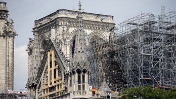 Szombaton megtartják az első misét a Notre-Dame-nál