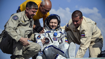 Három űrhajós érkezett vissza a Nemzetközi Űrállomásról