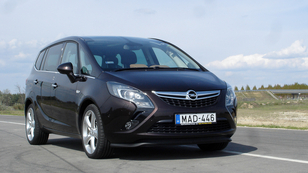 Opel Zafira 2012.