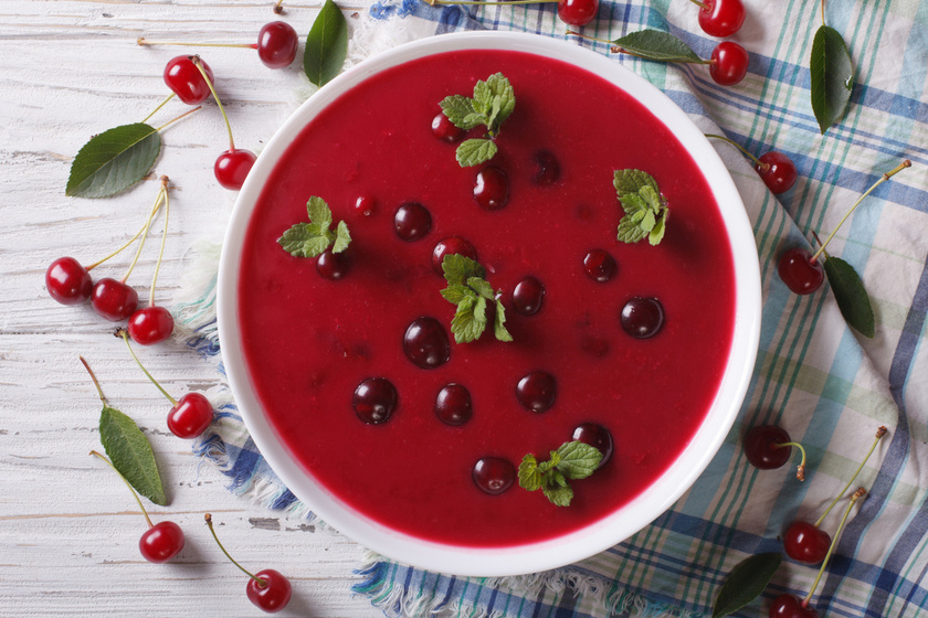 8 könnyed, nyári leves zöldségből, gyümölcsből: mindet villámgyorsan elkészíted