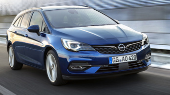 Peugeot motorokat kap az Opel Astra