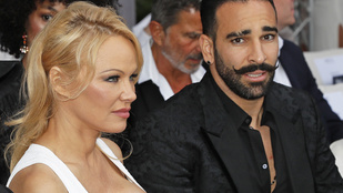 Pamela Anderson videót posztolt, ami állítólag bizonyítja, hogy Adil Rami bántalmazta őt