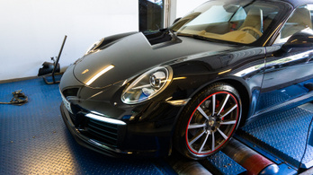 Totalcar Erőmérő: Porsche 911 3.4 Cabrio