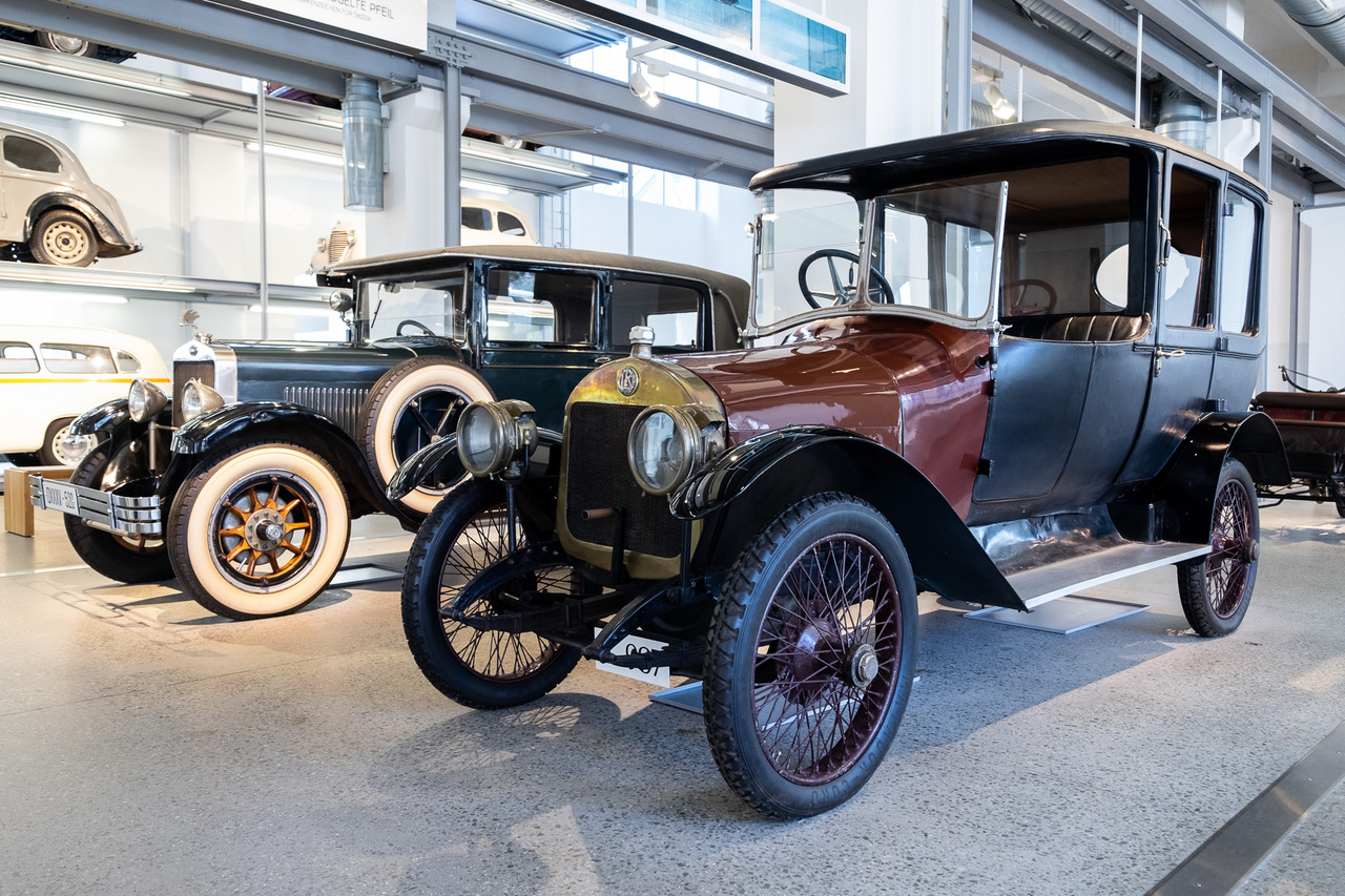 1913-ban már ilyen impozáns és elegáns autókat készített a Laurin&Klement, mint ez a Typ SG