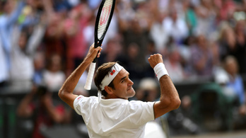 Federer óriási meccsen győzte le Nadalt, Djokovics ellen döntőzik Wimbledonban
