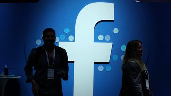 Ötmilliárd dollárra büntetik a Facebookot az adatkezelés miatt