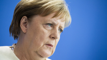 A németek többsége szerint Merkel egészsége magánügy