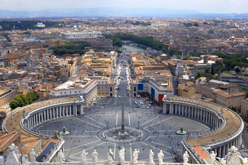 Ki volt a kislány, aki után most a Vatikánban kutatnak? Emanuela Orlandit 1983-ban látták utoljára
