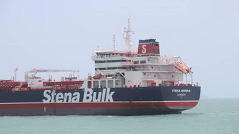 Ha engedelmeskednek, biztonságban lesznek, mondták az irániak a tartályhajó kapitányának