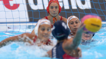 Magyarország-Spanyolország 10-16 a női pólóelődöntőn