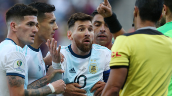 Messi 1 meccs eltiltásnál jár a Copa-pirosért