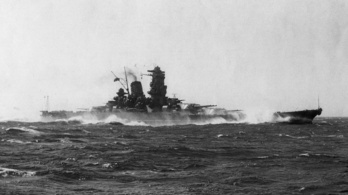 A japánok legnagyobb hajóágyújának lökéshulláma lenyúzta a bőrt a közelben álló matrózokról